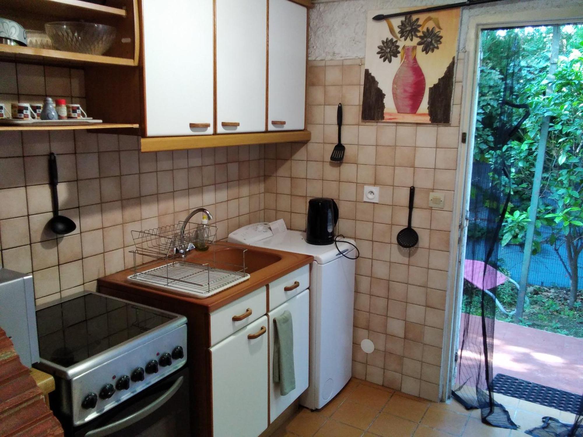 Appartement Style Grotte à Istres Extérieur photo